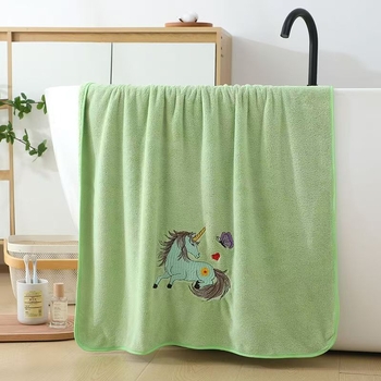 Uterak za kupanje s motivom konja, koralni flis, debeli, upijajući, meki