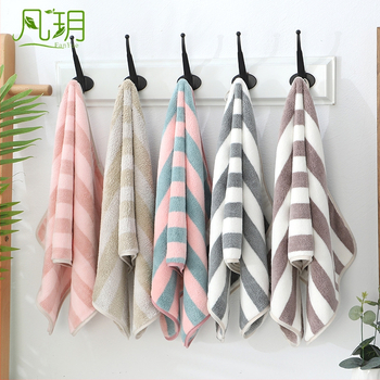 Ručník od coral fleece za kosu i lice s logom, upija i brzo suši, 80–100 g
