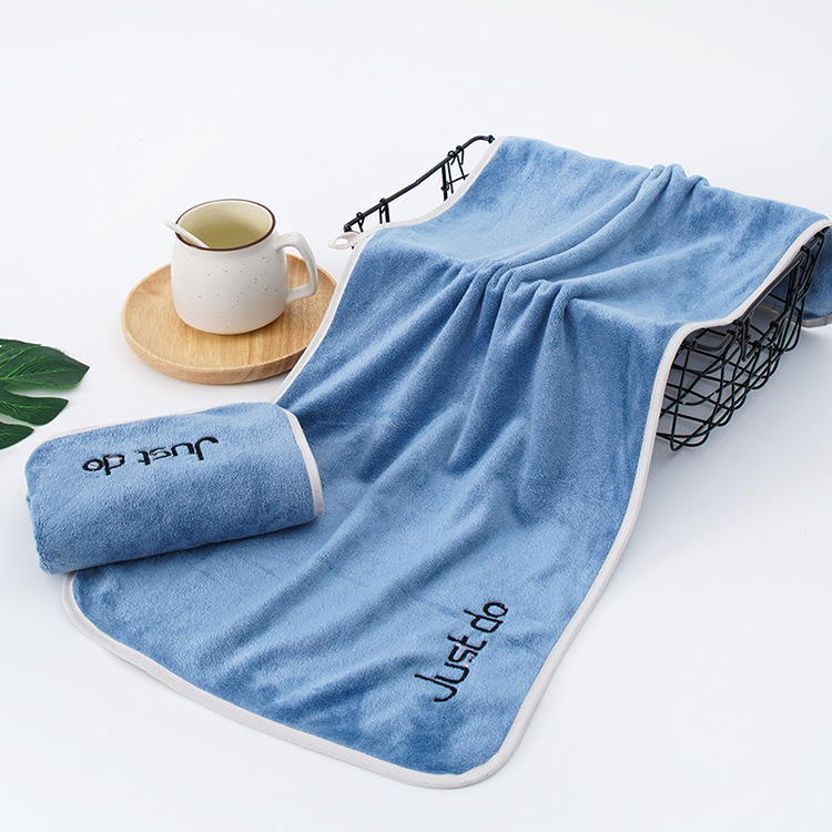 Sportski ručnik s rubnim vezom, superfina vlakna, 100–120 g, šivanje rub, mogućnost prilagodbe