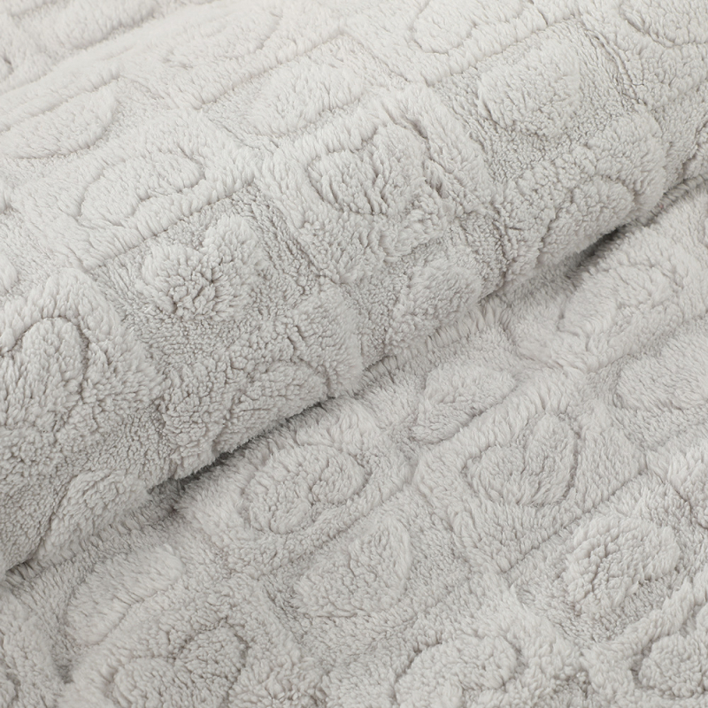 Poliesterska deka s prugama, 300 g, za proljeće i jesen, skupljanje 5%