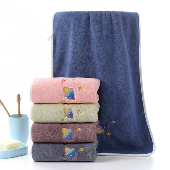 Krpa za lice, visokog gustoće koralni fleece, izvezen logotip, vlakno 8020, 80-100 g