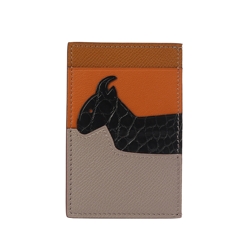Kaardikott ehtsast nahast, loomamustriga, käsitsi õmmeldud, lambanahaga vooder, kaartide hoiustamiseks