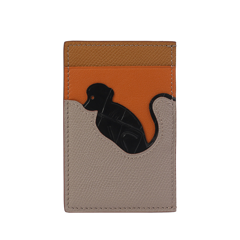 Kaardikott ehtsast nahast, loomamustriga, käsitsi õmmeldud, lambanahaga vooder, kaartide hoiustamiseks