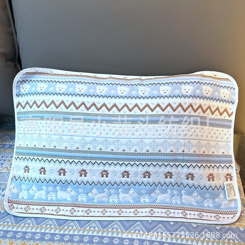 Pamut párnahuzat csíkos mintával, testreszabható feldolgozás, modern és letisztult stílus