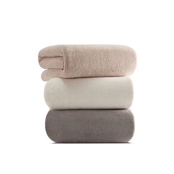 Fürdőlepedő korall-flízből, nedvszívó, tömörített, szöszmentes, 150D fonal