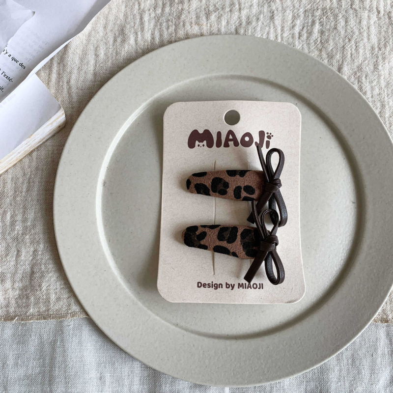 Клипси за коса за момичета, леопардов принт, сладък карикатурен дизайн, тъканина, есен 2025, деца