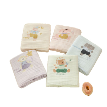 Prosop de baie pentru bebeluți din tifon, șase straturi, extrem de moale; 200–300 g, 40 fire, broderie și tiv, personalizabil