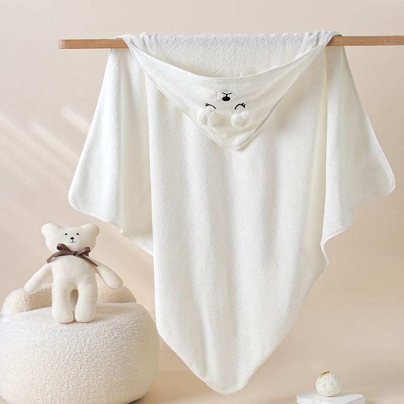 Dječji ručnik za kupanje s kapuljačom - koralni fleece, 150D, 120–140 g, brzo sušenje, uzorak: crtani likovi, slova, vezenje