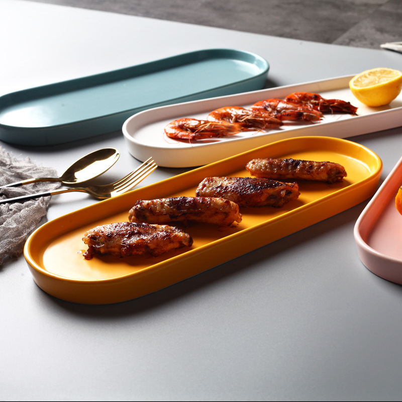 Porcelanski nordijski stil – ovalna posuda i pravokutni tanjur za sushi, grickalice i kolače; mikrovalna sigurnost; površina pod glazurom.