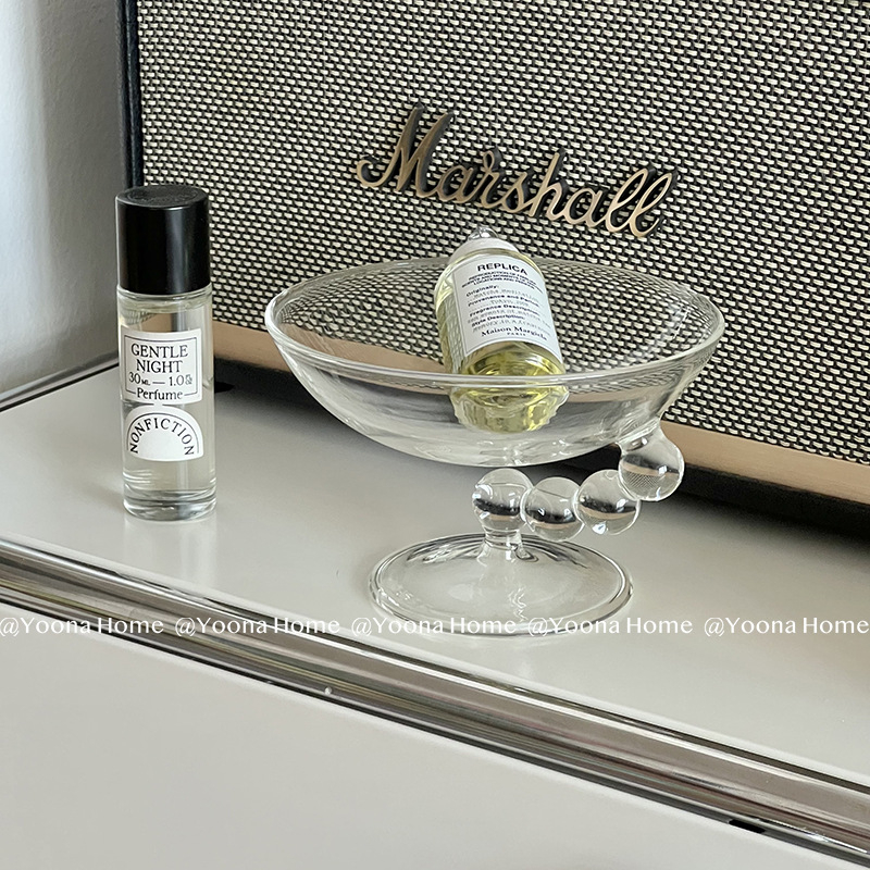 Vaisių lėkštė namų svetainei, užkandžių padėklas, INS stilius, saldumynai ir džiovinti vaisiai, lengvas prabangos pojūtis, paprastas dizainas