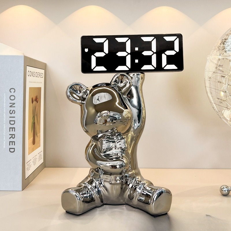 Keramička figura medvjeda - ukrasni sat, moderan minimalistički stil, elektroplating završna obrada, pogodan poklon.