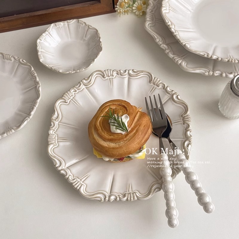 Порцеланова дълбока чиния за супа с дантелен ръб и райета, пещно глазирана, модерна минималистична сервираща посуда