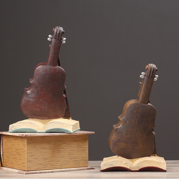 Ceas decorativ de birou în formă de vioară – material: rășină sintetică, proces: rășină, marcă: Pudding Home, categorie: vioară, decor cu pendul