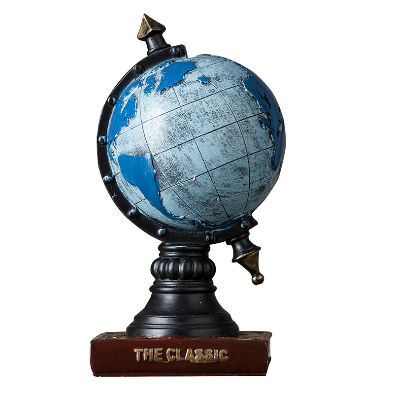 Nudažytas dervos globus – retro stiliaus interjero dekoras gyvenamajam kambariui