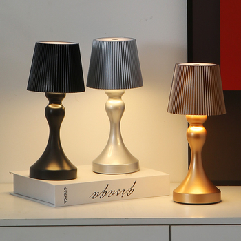 Galda lampa Liyan HJA45, metāla korpuss, mūsdienīgs minimālisms stils, spriegums ≤36V