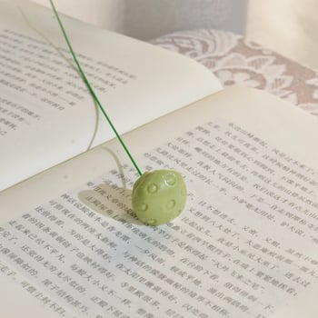 Vază ceramică, pictată manual, cu motiv floral de peonie și frunză de lotus (Brand: Ni Tao Tang; Stil: Chinezesc; Categorie: Plante)