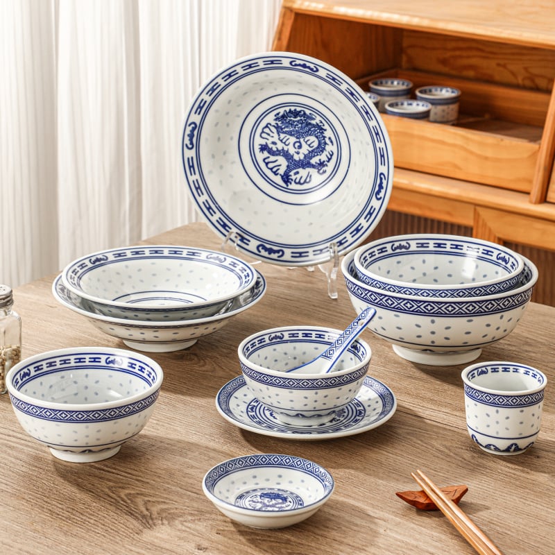 Порцеланова купа с флорални мотиви, подглазурно оцветяване, микровълнова безопасна, стил Нов Китай