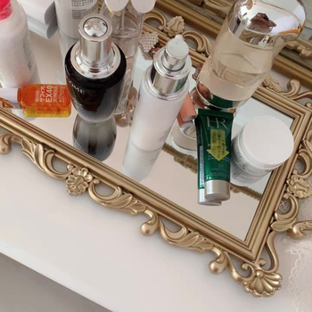 Kvadrātiska tortes šķīvja uzglabāšanas plate ar spoguljveida stikla virsmu, Eiropas/franču stil, zelta krāsa, retro rekvizīts fotografēšanai (Pārklājuma virsma; Dāvana; Piemērots jauniešiem, pārim, kolēģiem, draugiem)