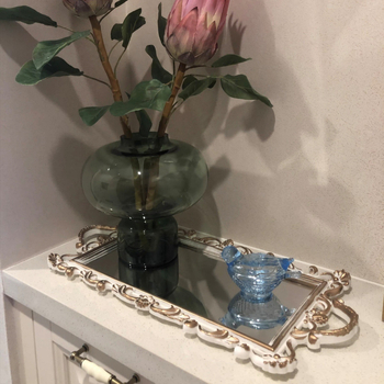 Kvadrātiska tortes šķīvja uzglabāšanas plate ar spoguljveida stikla virsmu, Eiropas/franču stil, zelta krāsa, retro rekvizīts fotografēšanai (Pārklājuma virsma; Dāvana; Piemērots jauniešiem, pārim, kolēģiem, draugiem)