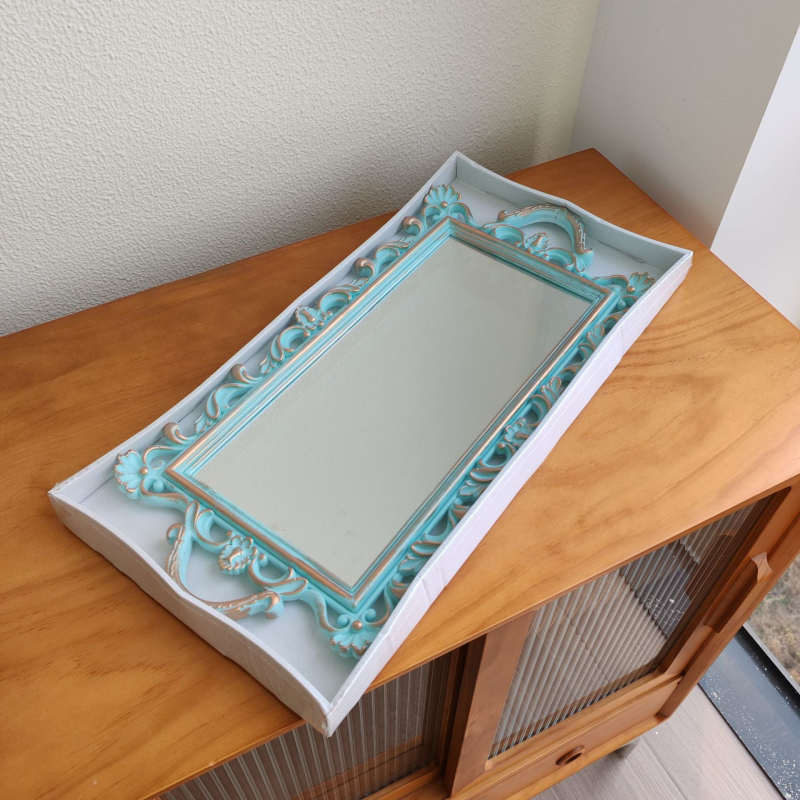 Kvadrātiska tortes šķīvja uzglabāšanas plate ar spoguljveida stikla virsmu, Eiropas/franču stil, zelta krāsa, retro rekvizīts fotografēšanai (Pārklājuma virsma; Dāvana; Piemērots jauniešiem, pārim, kolēģiem, draugiem)