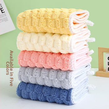 Καπέλο στέγνωσης μαλλιών από φλίς κοραλλιών, 80–99 g, Διαδικασία κατασκευής: βελονάκι, Διαθέσιμη προσαρμογή