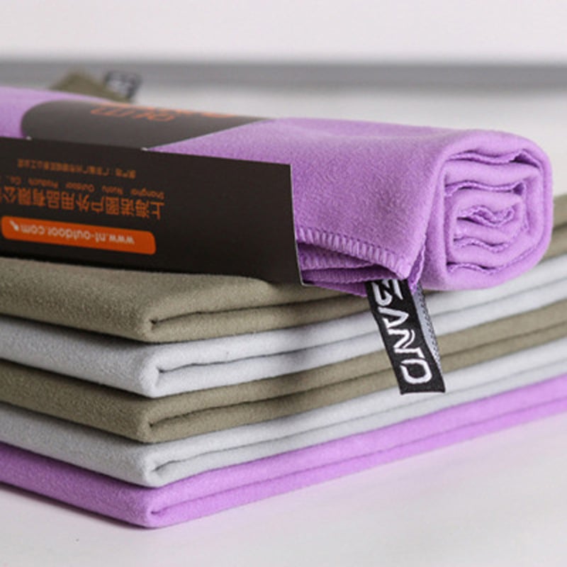 Αθλητική πετσέτα ταχείας αποξήρανσης - 70 g, 85% μικροϊνες, νάιλον ανάμειξη, απορρόφηση νερού 5–10 δευτερόλεπτα