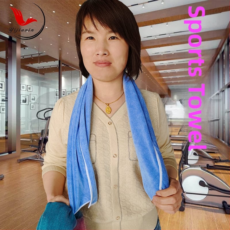 Αθλητική πετσέτα, υπερλεπτή ίνα, πλάκα ύφανση (plain weave), 420 g, απορροφητικότητα 26–30 s, εκτύπωση λογότυπου, προσαρμογή