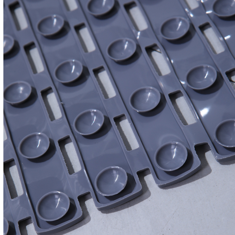 Kupaonska protuklizna prostirka od PVC, kvadratnog oblika, periva, modernog minimalističkog stila