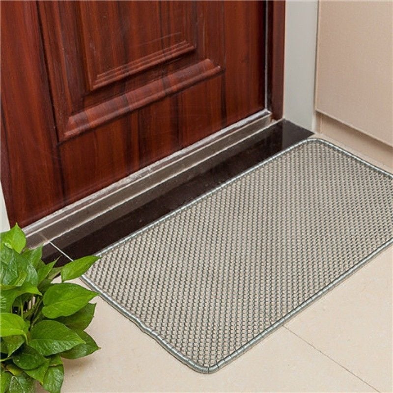 Ulazni protuklizni tepih, plastika; može se usisavati; bez prilagodbe; marka: Drugo