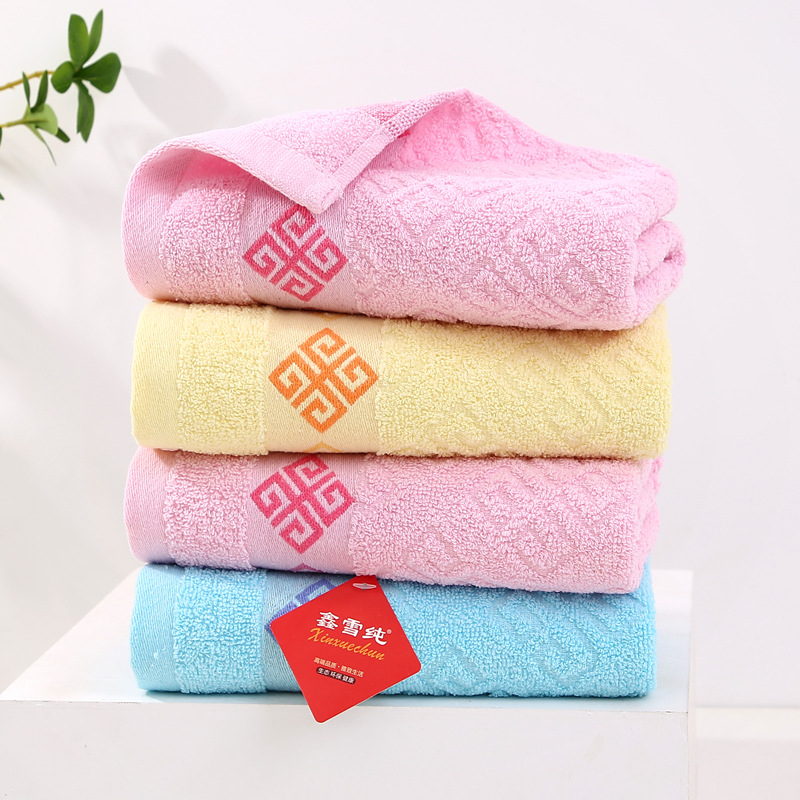 Хавлия за баня жакардова шарка, памук, прежда 14, тегло 140–170 г