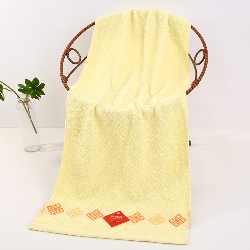 Хавлия за баня жакардова шарка, памук, прежда 14, тегло 140–170 г