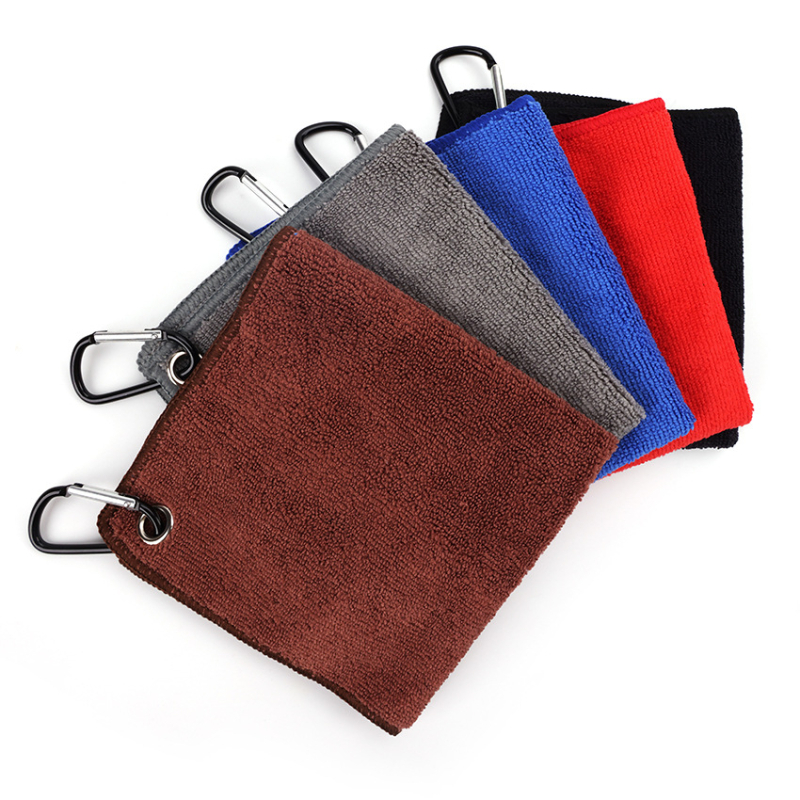 Golf ručnik od mikrovlakana 300gsm, izšivanje i obrub, apsorpcija 0–5 s, moguć tisak logotipa