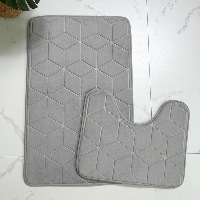 Dvije komponente seta: kupaonica i ulazni tepih – reljefni uzorak, poliesterska vlakna, pravokutni oblik, jednobojni, ručno pranje