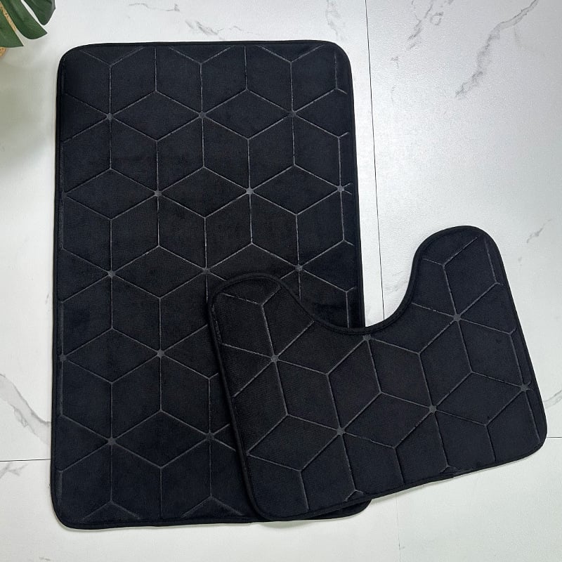 Dvije komponente seta: kupaonica i ulazni tepih – reljefni uzorak, poliesterska vlakna, pravokutni oblik, jednobojni, ručno pranje