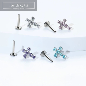 Пирсинг за устни: Кръст с циркон, титаниева сплав, вътрешна резба, диамантна обработка