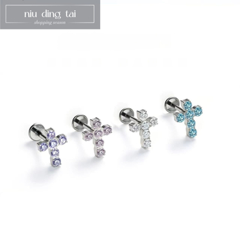 Пирсинг за устни: Кръст с циркон, титаниева сплав, вътрешна резба, диамантна обработка