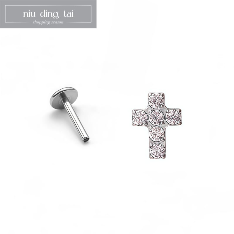 Пирсинг за устни: Кръст с циркон, титаниева сплав, вътрешна резба, диамантна обработка