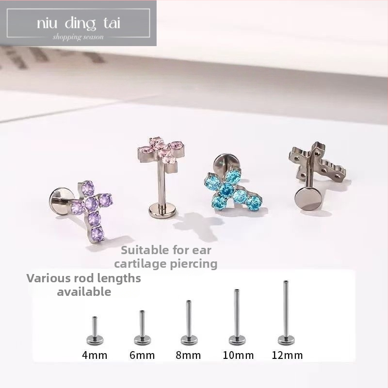 Perový piercing na pery: kríž s cirkónom, titanová zliatina, vnútorný závit, diamantové spracovanie