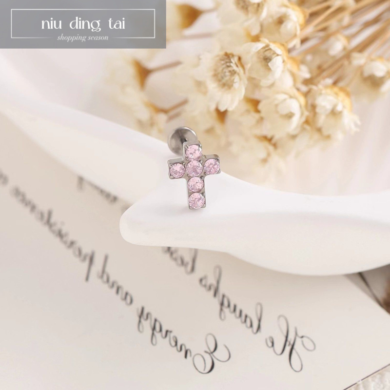 Пирсинг за устни: Кръст с циркон, титаниева сплав, вътрешна резба, диамантна обработка