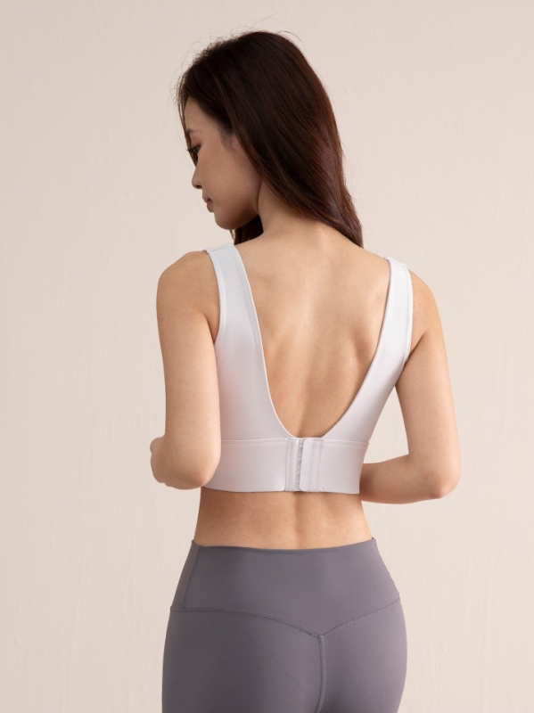 Sutien sport pentru femei, cu cupă completă, cupă medie modelată, bretele fixe duble, închidere pe spate cu patru rânduri; material nylon cu căptușeală de spandex