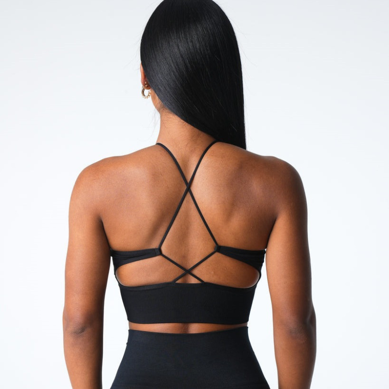 Sutien sport fără cusături din nailon/Lycra, cupe modelate, șnur în față, guler înalt