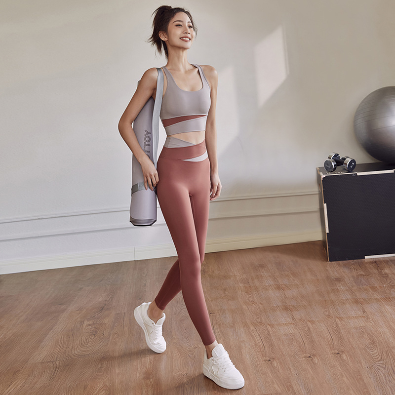 Ženski dvodijelni joga set – dizajn color-block, visokog struka leggings, top s oblikovanim 3/4 šalicama, najlon s Spandex podstavom