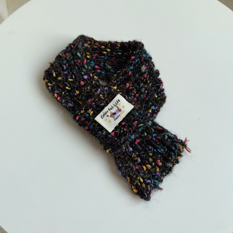 Suņu un kaķu ziemas adīta šalle un aksesuārs – Monohromatisks vilnas materiāls, dažādas aušanas iespējas, izšūšana