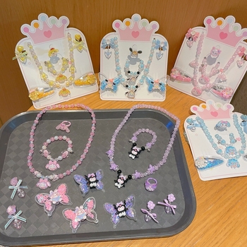 Детска огърлица с карикатурни герои — серия Принцеса, верижка с топчета, пластмаса/смола, висулка от смола