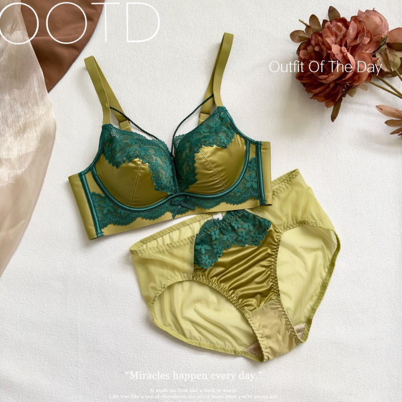 Vezeték nélküli francia csipkés melltartó, pamut anyag, 3/4 kosár, forma csésze: felső része vékonyabb, alsó része vastagabb, nylon bélés, hátul háromsoros zár