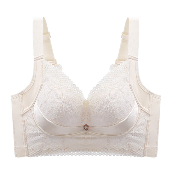 Push-up melltartó 3/4 kosárral, formázott kosár: vékony felső, vastag alsó, levehető dupla pántok, hátul négy sor kapocs, pamut bélés 30–50%