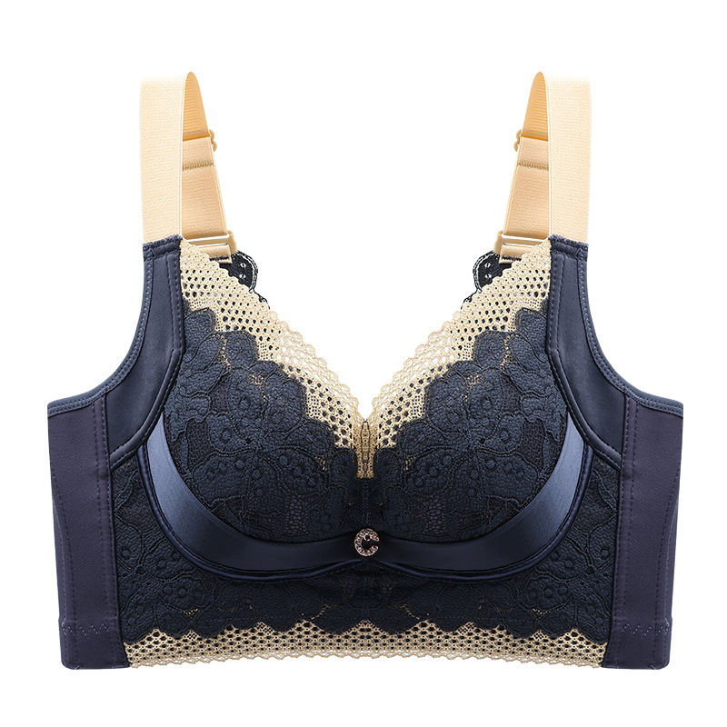 Push-up melltartó 3/4 kosárral, formázott kosár: vékony felső, vastag alsó, levehető dupla pántok, hátul négy sor kapocs, pamut bélés 30–50%