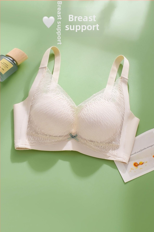 Nylon melltartó 3/4 kosárral, habos csésze, oldalsó összegyűjtés, fix dupla vállpántok, hátul négy sor kapocs, 2024 tavaszán piacra kerül