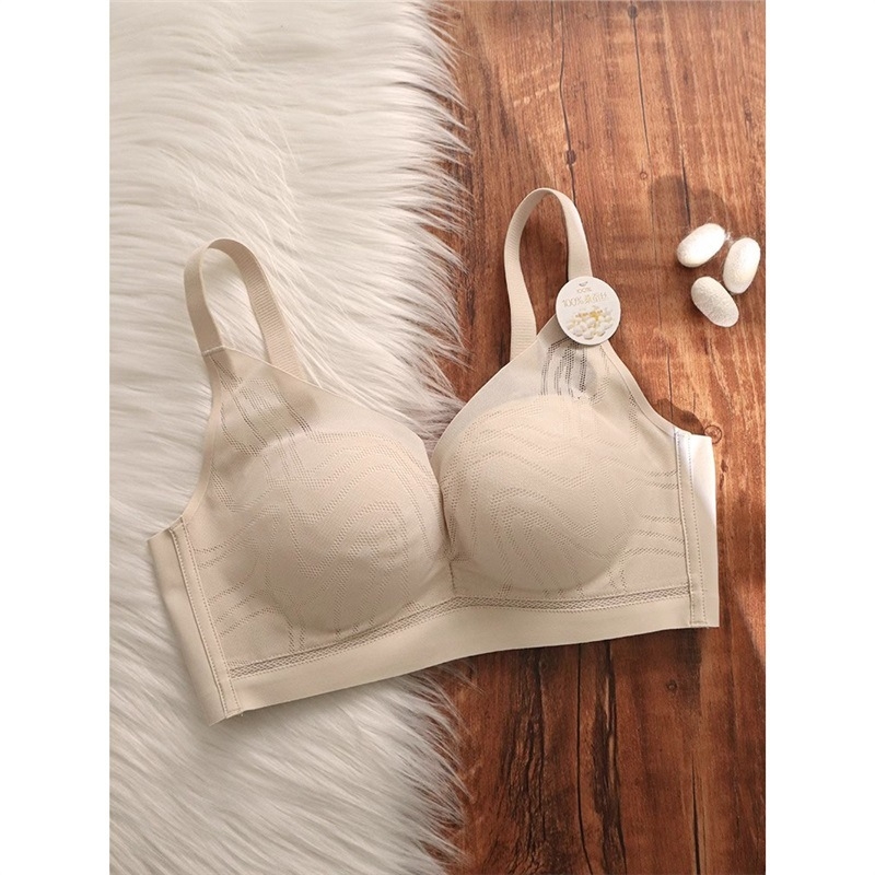 Push-up melltartó kis mellekre, varrás nélküli, 3/4 kosár, vékony formázott kosár, nylon anyag, fix dupla pántok, hátul négy kapocs