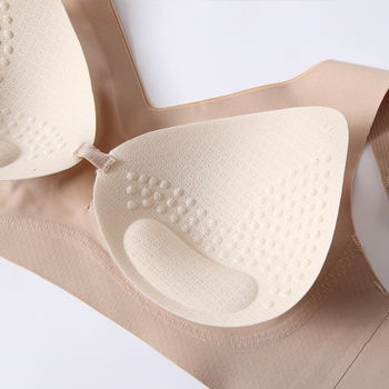 Lyocell anyagú melltartó varrás nélküli, 3/4 kosarakkal, vékony formázott kosarak, rögzített dupla pántok, hátul három soros kapocs, acélgyűrű nélkül